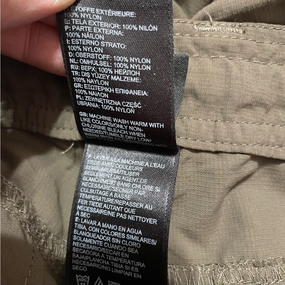 The North Face Women Hiking Shorts Size 6 - Picture 8 of 12